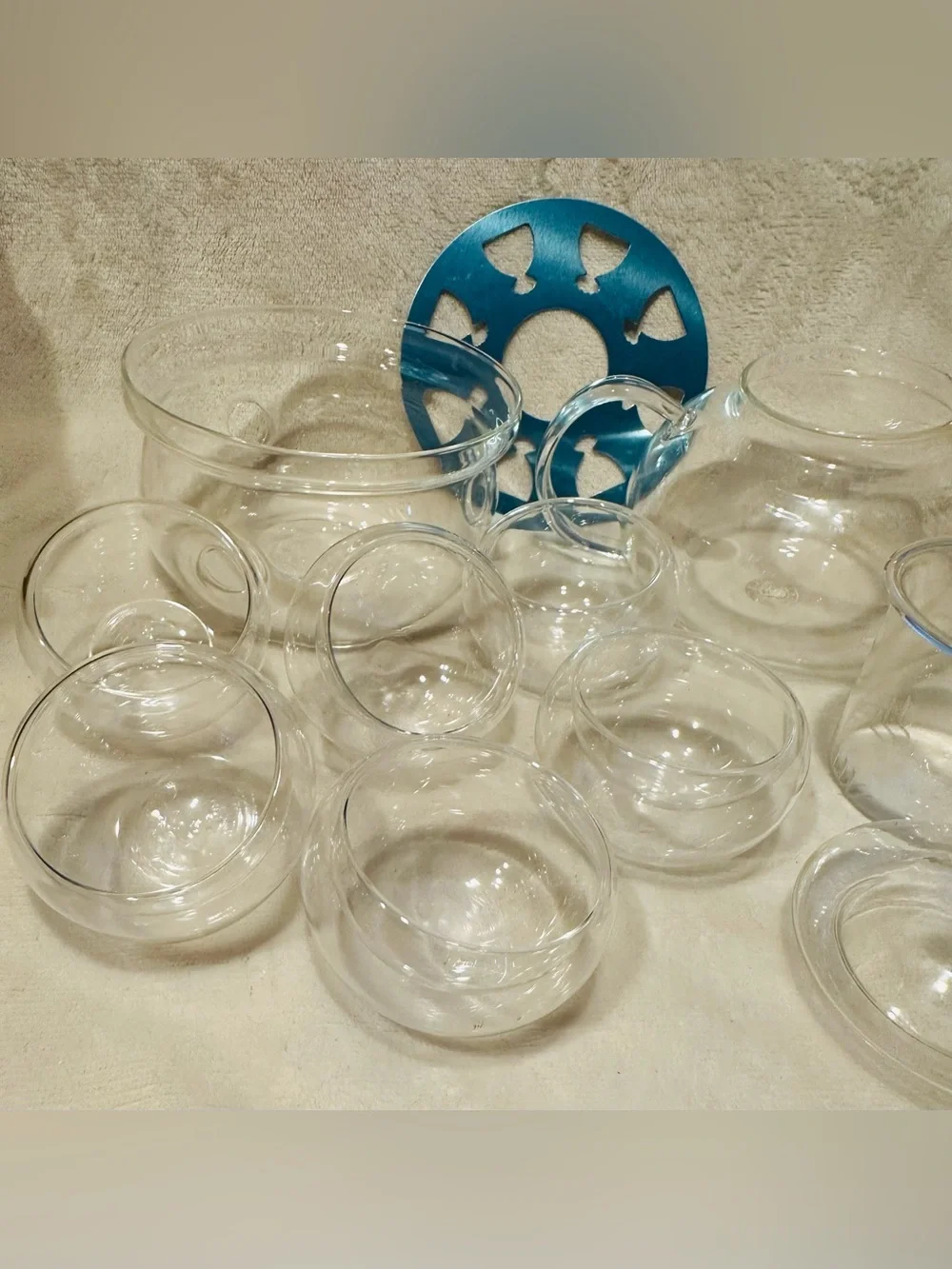 Shou Gong 27 oz glass filtering tea maker teapot with a warmer and 6 tea cups